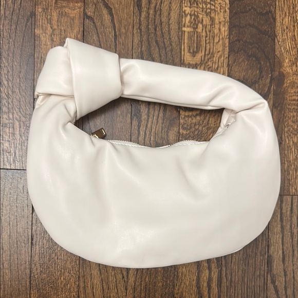 Melie Bianco Alexandra Cream Vegan Top Handle Bag - Picture 1 of 4